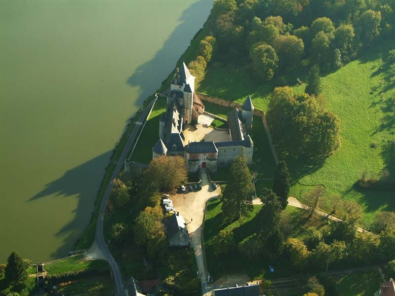 Château-de-la-Chapelle-dAngillon_18380-LA-CHAPELLE-DANGILLON_4 Château-de-la-Chapelle-dAngillon_18380-LA-CHAPELLE-DANGILLON_4