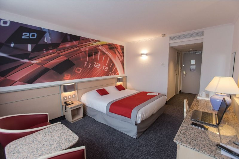 Hôtel-Restaurant-le-Paddock____58470-MAGNY-COURS_7 Hôtel-Restaurant-le-Paddock____58470-MAGNY-COURS_7