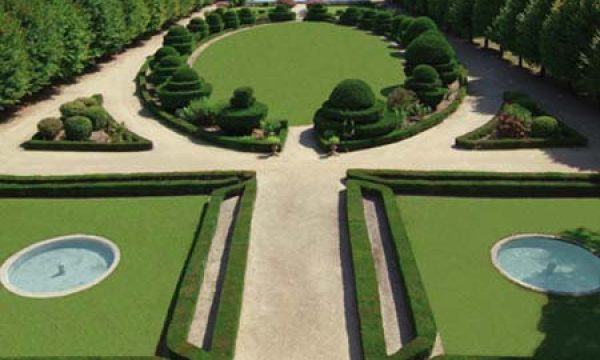Château de Lacoste_30000 NIMES