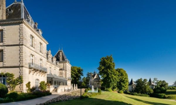 Château de Mirambeau_17150 MIRAMBEAU