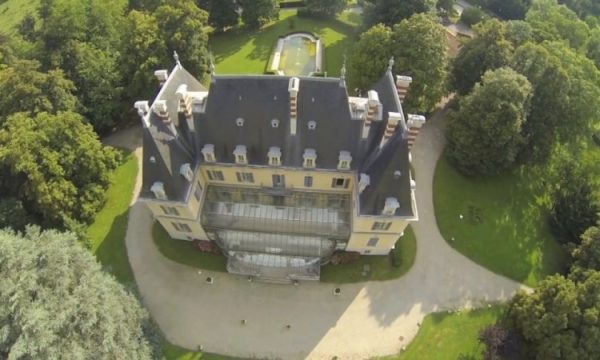 Château de Rajat_69780 SAINT PIERRE DE CHANDIEU