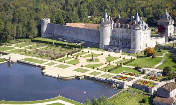 Château de la Roche Courbon_17250 SAINT PORCHAIRE
