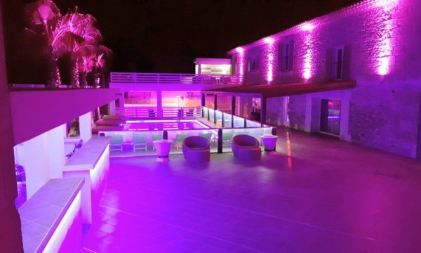 Mas la Farelle_30000 NIMES